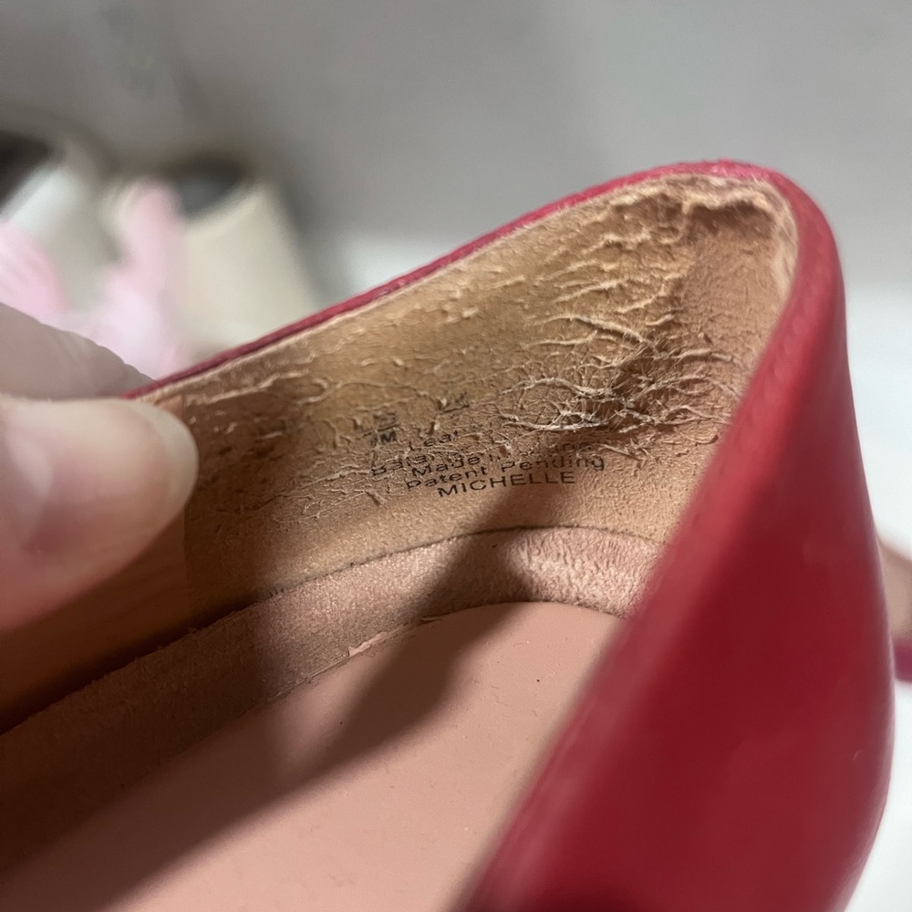 Naturalizer Red Women's Heels - Picture 6 of 6